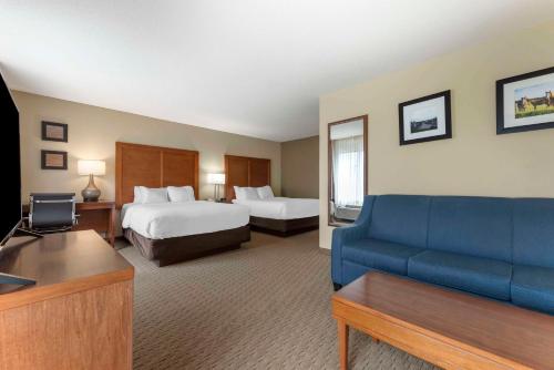 Comfort Inn & Suites Black River Falls I-94 - image 6