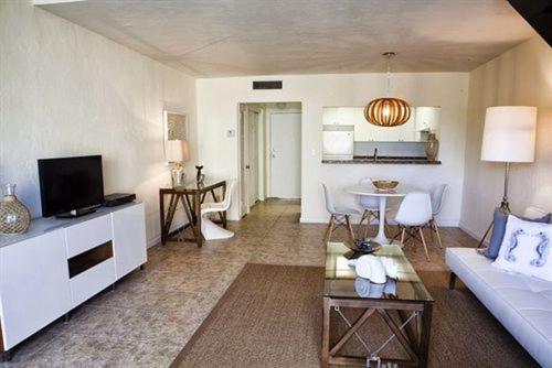 Suites at Coral Resorts
