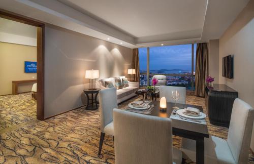 room detail thumbnail 0