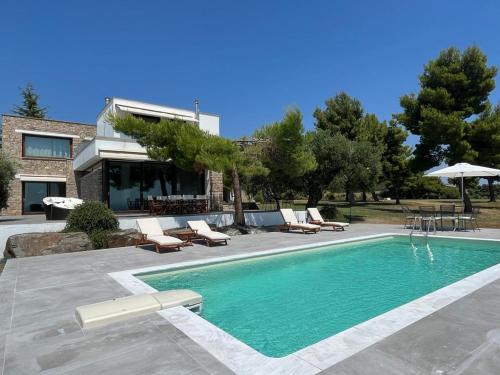 Vatopedi Serenity Pool Retreat by Halkidiki Villas – khách sạn tại Ormilia
