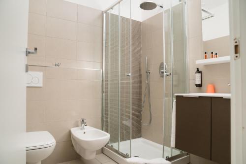 Double Room with Private Bathroom image 3
