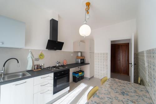 virtuve, Colle di Perugia - cozy 3 bedroom apartment in San Martino in Colle