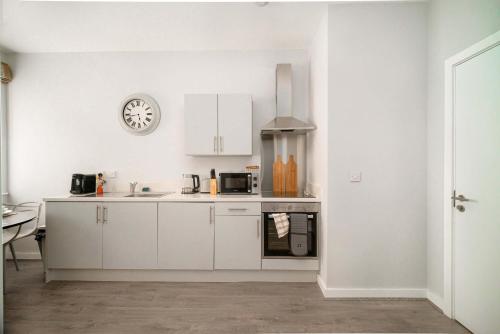Modern Studio Apartment in Waterloo Liverpool, Liverpool (photo 10)
