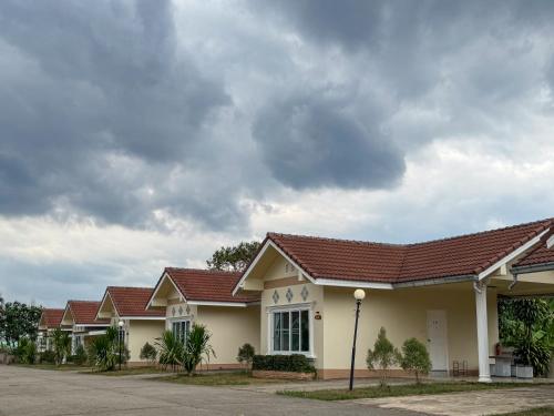 Exterior view, Aivarata Resort in Soi Dao