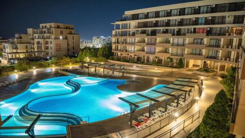 Luxor Zaks Apartments in 스베티 블라스