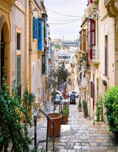 Charming town house in Cospicua, Valperga Rooms 4
