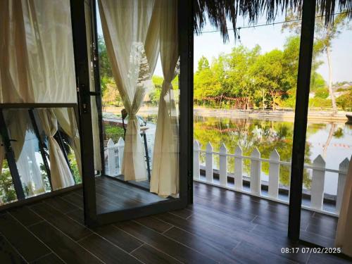 Homestay Me Khang 2 - Phong view Song near Sushi Akiko