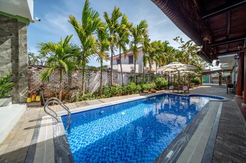 Wings House Homestay Hồ Tràm - 수영장