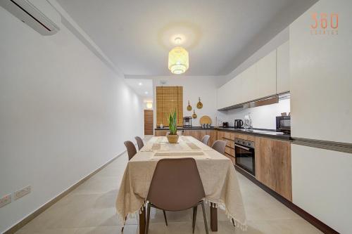 Modern & Spacious 2BR Apt with Balconies in Msida by 360 Estates, Pieta (photo 10)