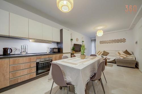 Modern & Spacious 2BR Apt with Balconies in Msida by 360 Estates, Pieta (photo 4)