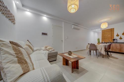 Modern & Spacious 2BR Apt with Balconies in Msida by 360 Estates, Pieta (photo 9)