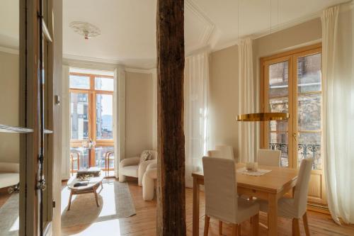 Monappart Cristo Historic Apartment with Parking