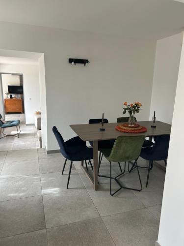 Létesítmények, Mon Chemin Privé (Mon Chemin Prive) in Mirabel Aux Baronnies