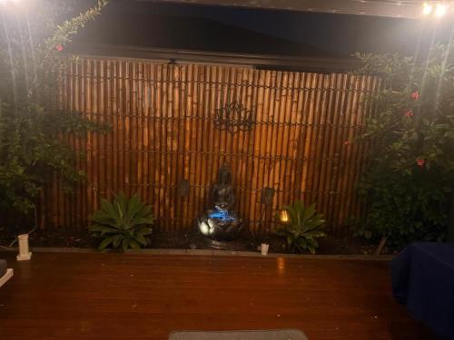 Mystic Gardens with backyard view - image 8