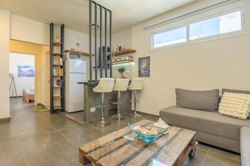 Blue Bird Batroun Souks in 巴特倫