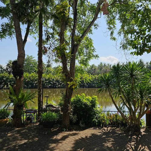 수랏타니 Wooden house and birdsong2 3성급 싱글룸 외관