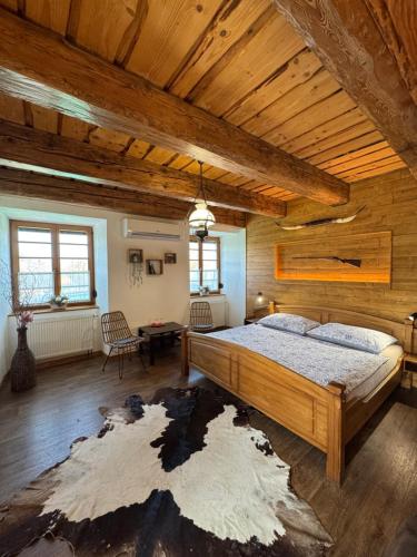 Steak Restaurant Penzion Country Saloon