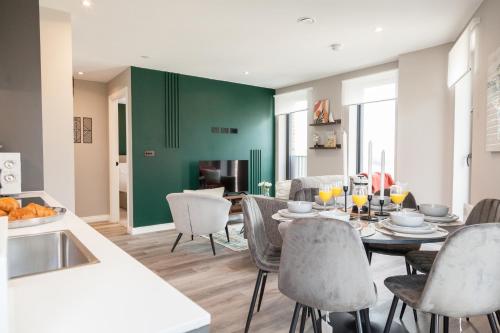 2 Bed Flats near Station & City Centre - Sleeps 6, Leeds (zdjęcie 4)