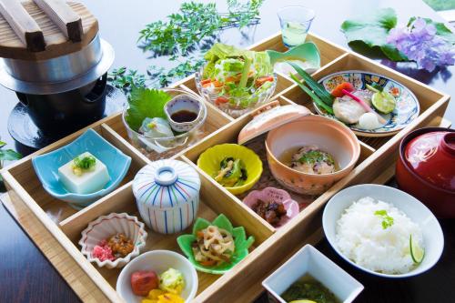 Japanese-Style Twin Room with Dining Room Breakfast - Smoking