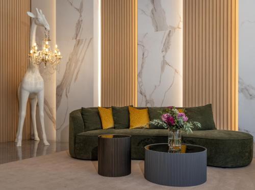 Hilton Garden Inn Athens Syggrou Avenue - image 2