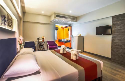 Photo 47 Nouvo City Hotel