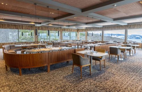 Restaurant, Los Acebos Ushuaia Hotel in Ushuaia