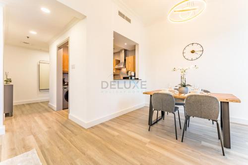 Terrace and Marina Views 1BR Near JBR, Ain Dubai and Major Landmarks, Zumurud, Dubai Marina by Deluxe Holiday Homes, Dubai (Foto 9)