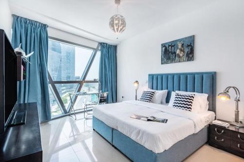 Luxury 2BR Stay in DIFC, Steps to Gate Avenue and Dubai Mall, Dubái (foto 5)