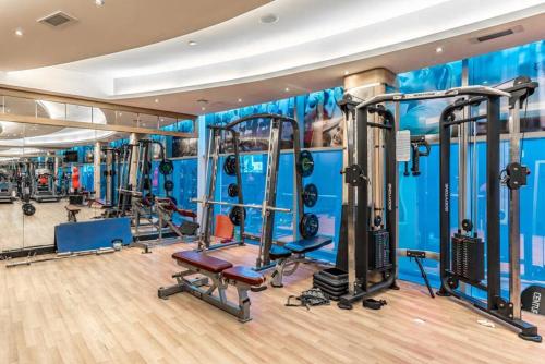 Luxury 2BR Stay in DIFC, Steps to Gate Avenue and Dubai Mall, Dubái (foto 7)