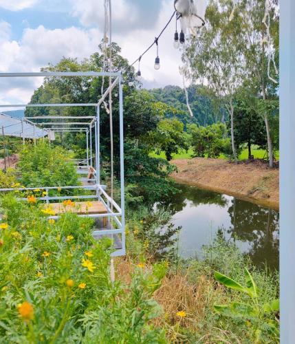 รักเขาแอนด์บ้านมุง in Ban Mung