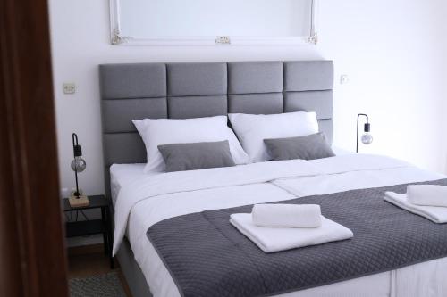 . Artena Hotel