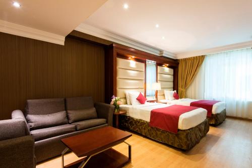 Best Western Plus Doha Room Type - Junior Twin Suite