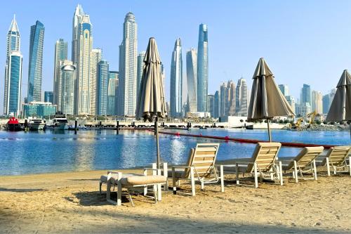Your Private Beachfront - Sea View 1BR on 23rd Floor, Dubai