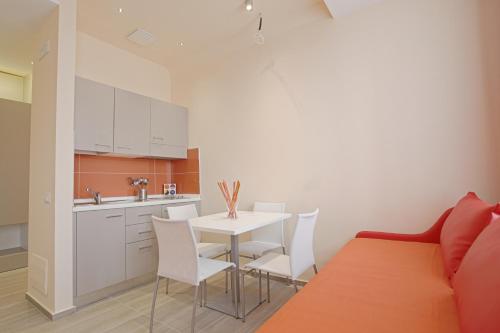 Hotel Agrigento Home - Tap to explore photos
