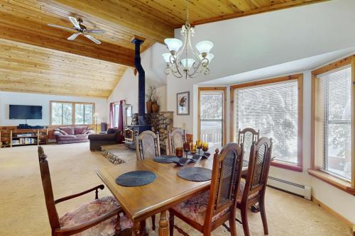 North Shore Escape North Shore Escape