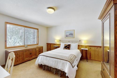 North Shore Escape North Shore Escape