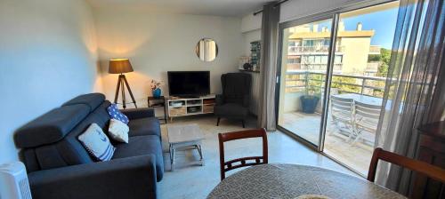 Your stay with a balcony near the port, Fréjus