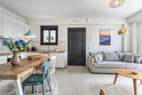 Villa April, Seaview and pool Villa April, Seaview and pool