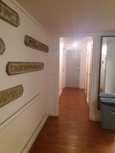 The Queens Hostel in Ealing