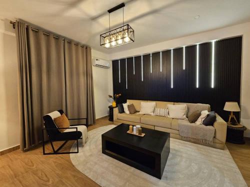 Chez Ebène Chez Ebène