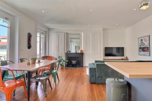 Escape and Charm in La Croix-Rousse Stunning One-Bedroom Apartment for an, Lyon (fotografie 2)