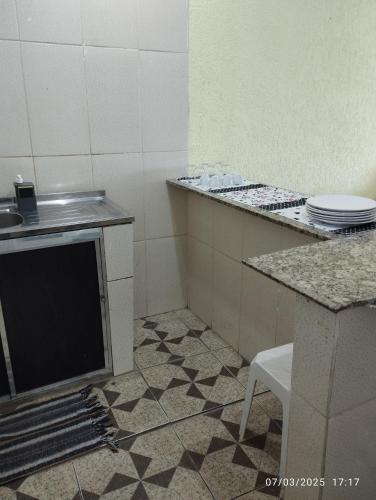 ห้องครัว, Apartamento 02 Jardim Peri Quarto Cozinha Banheiro in กาโชเอย์ริงยา