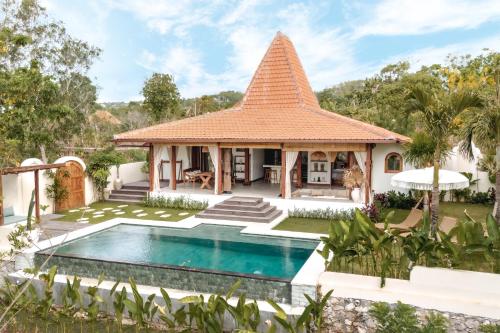 Spacious retreat at Villa Wanderlust with infinity pool