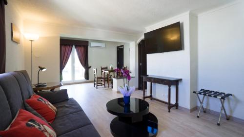 Hotel El Pozo – Torremolinos, SC