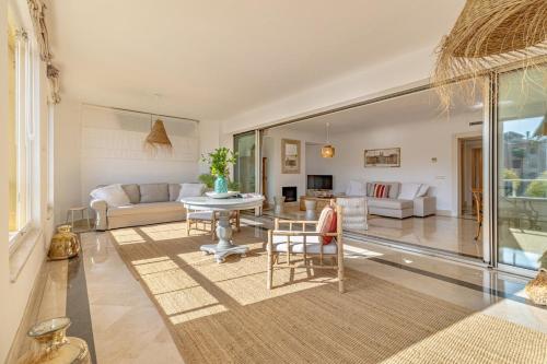 Canal View Apt Puerto Sotogrande in Torreguadiaro