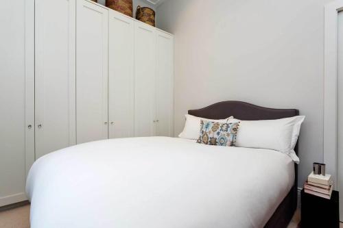 Veeve - Gateway to Notting Hill - image 9