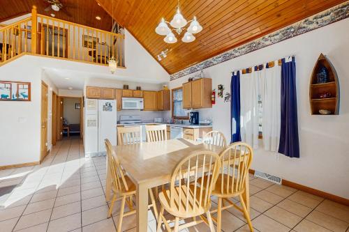 Thunderbird Resort Condo