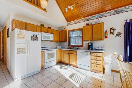 Thunderbird Resort Condo