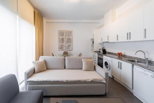 Two-Room Apartment image 4