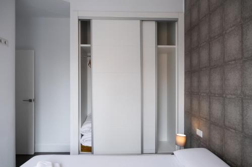 Two-Room Apartment image 2